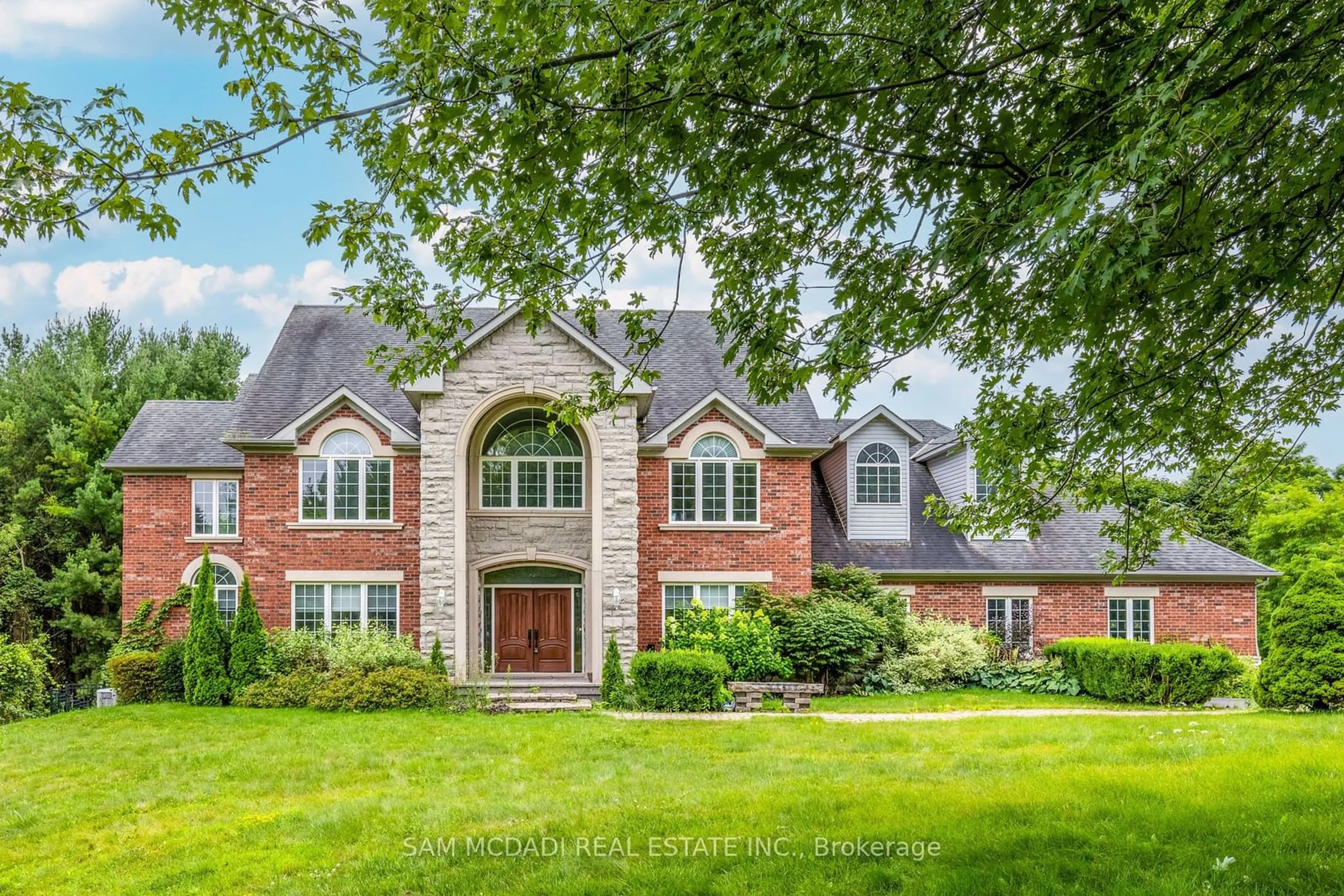 Home with brick exterior material for 10 Stonehart St, Caledon Ontario L7E 0B7