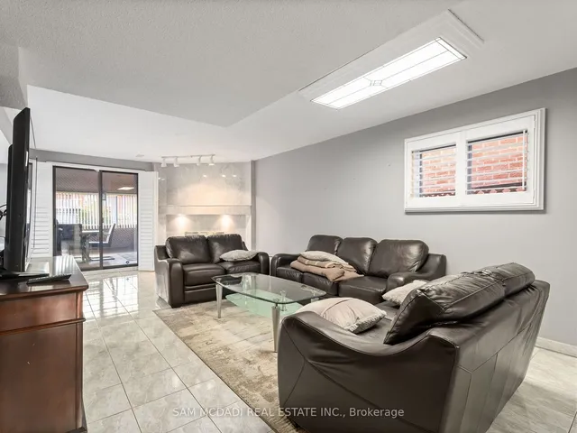 Additional property image - 5472 Bourget Dr