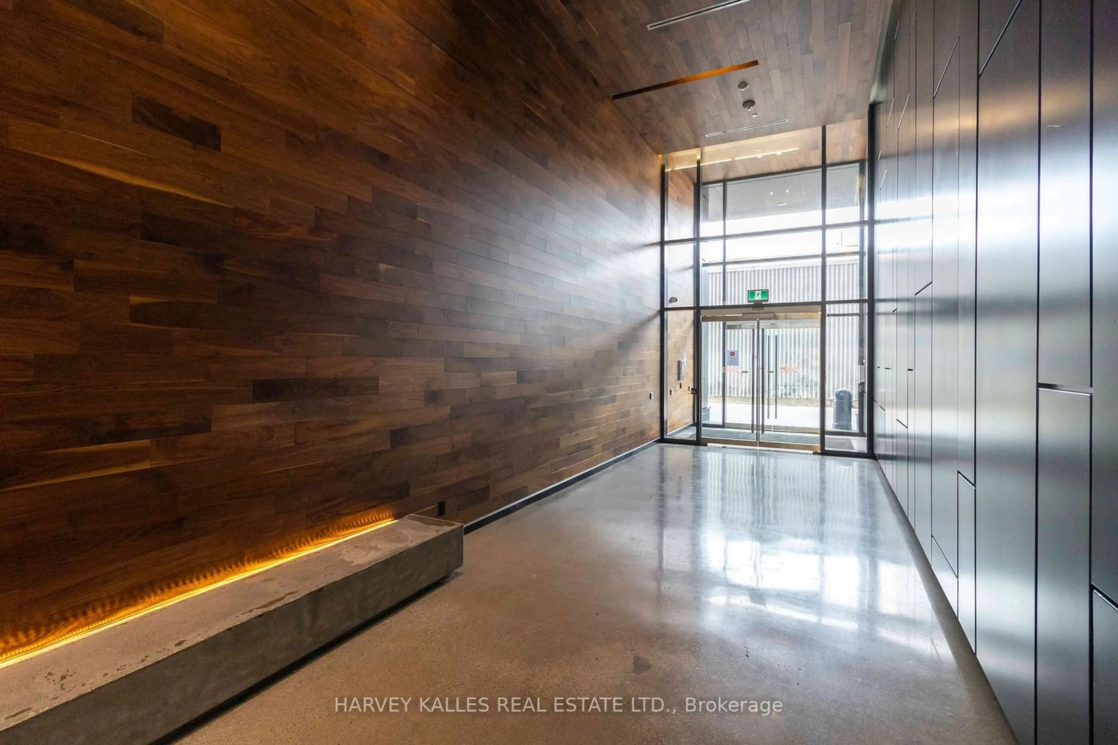 Indoor lobby, wood floors for 383 Sorauren Ave #602, Toronto Ontario M6R 0A4