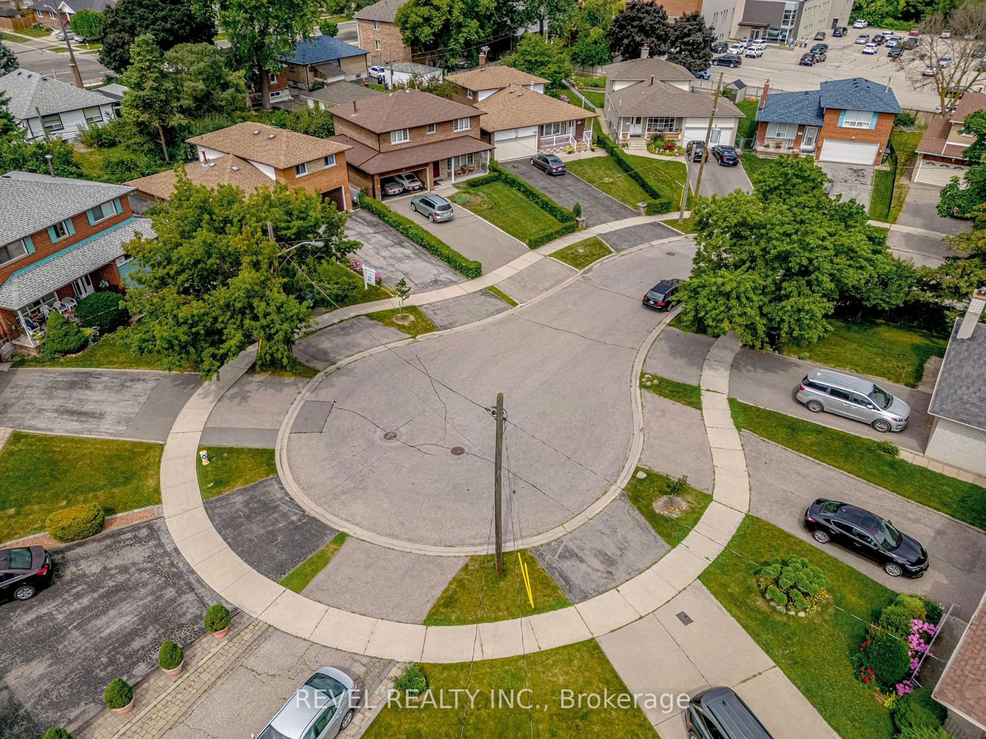 Frontside or backside of a home, the street view for 39 Hackmore Ave, Toronto Ontario M9W 3W2