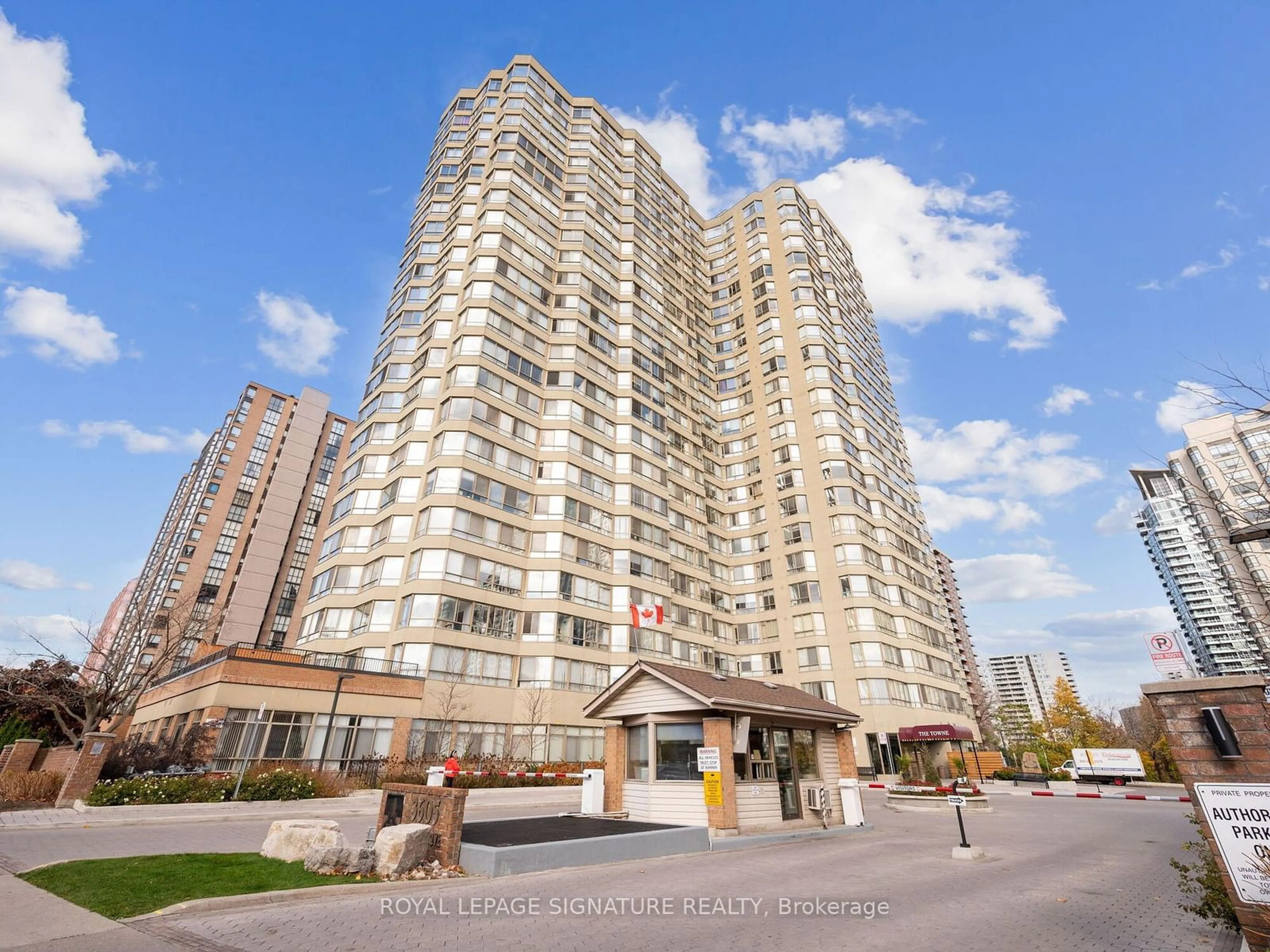 A pic from exterior of the house or condo, the front or back of building for 3605 Kariya Dr ##204A, Mississauga Ontario L5B 3J4