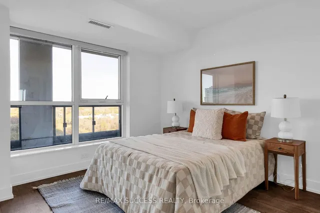Additional property image - 5 Mabelle Ave Unit 1127