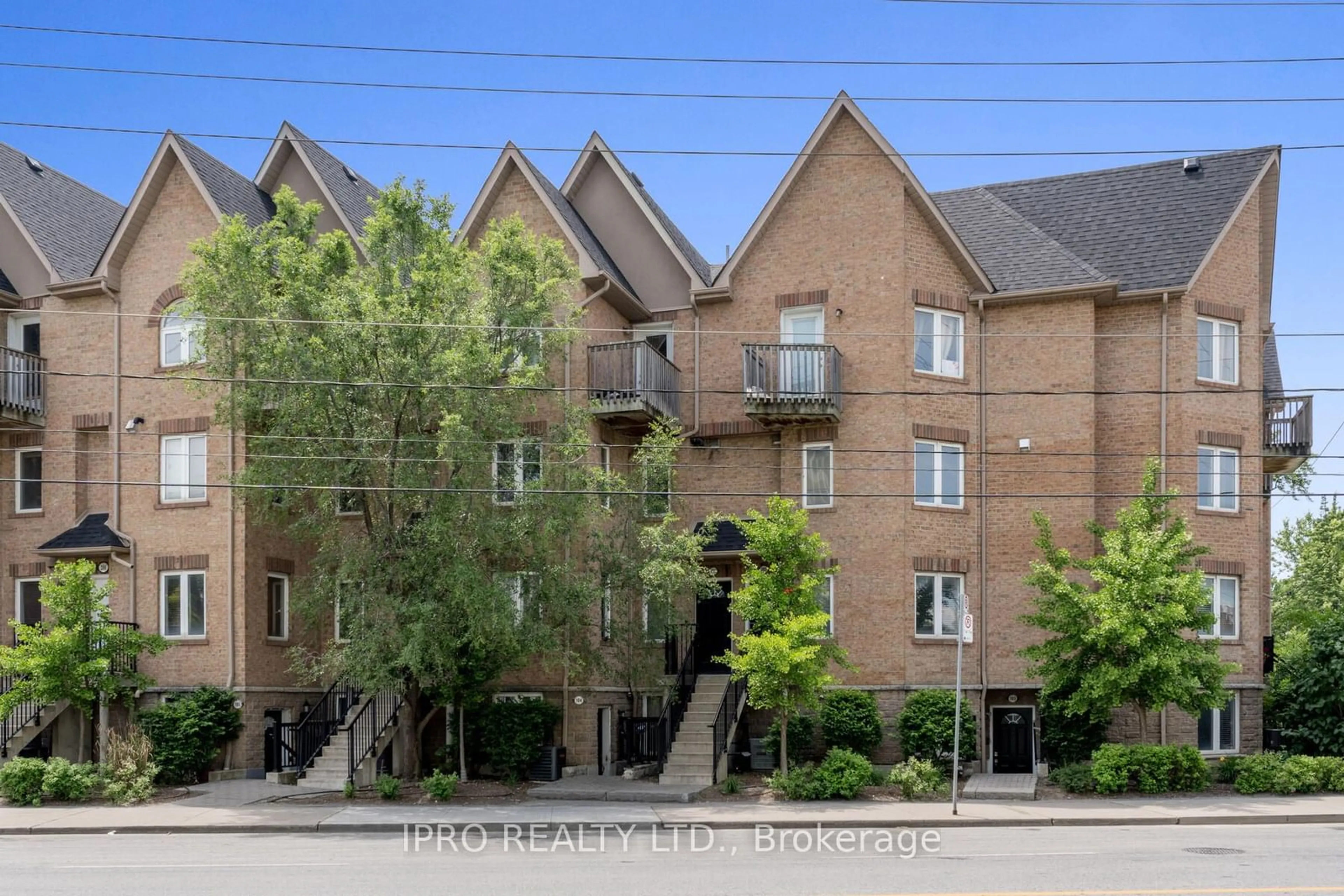 A pic from exterior of the house or condo, the front or back of building for 1530 Weston Rd #204, Toronto Ontario M9N 1T2