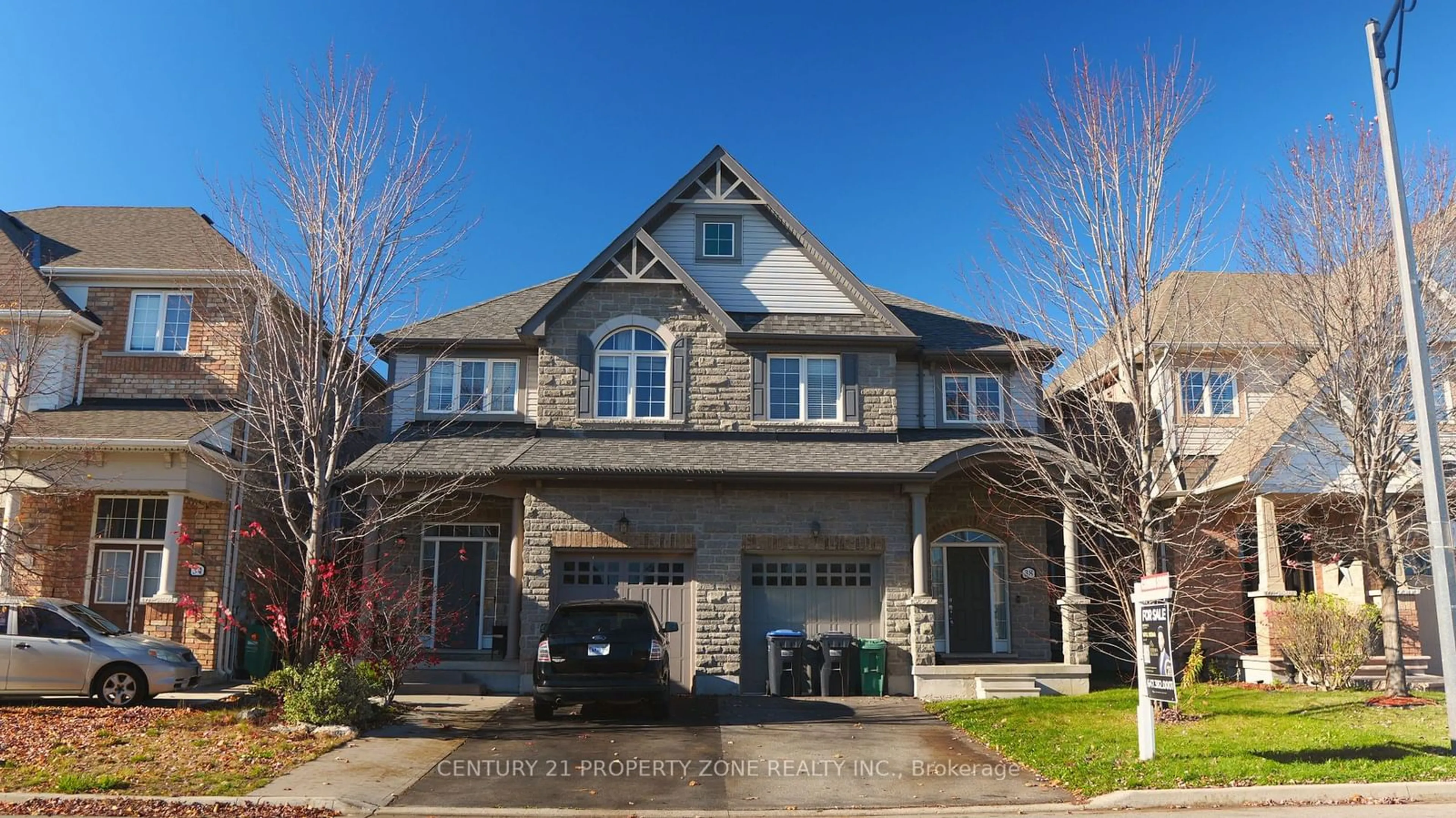 Frontside or backside of a home, the street view for 38 Twistleton St, Caledon Ontario L7C 3W1