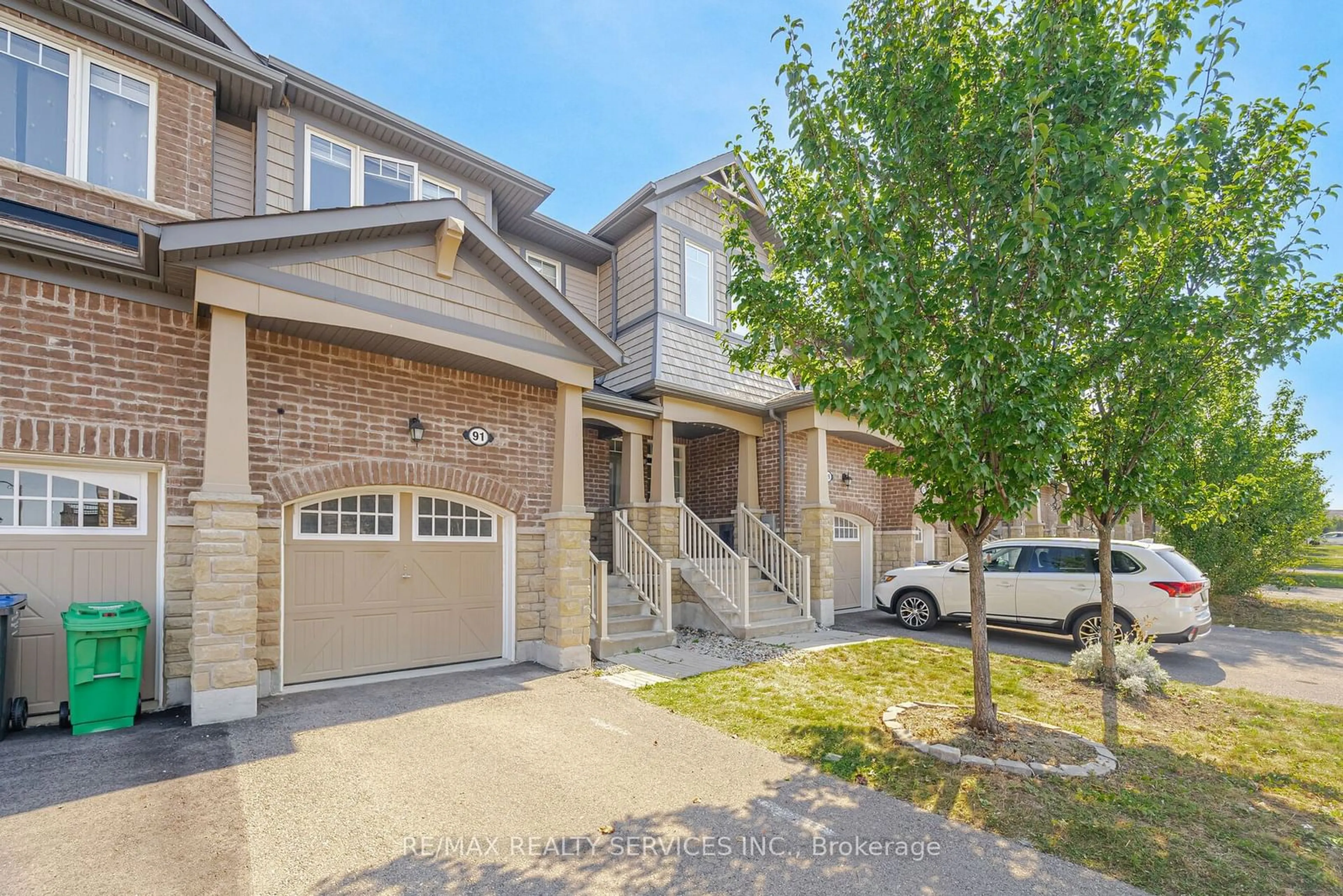 A pic from exterior of the house or condo, the street view for 91 Maple Cider St, Caledon Ontario L7C 4B8