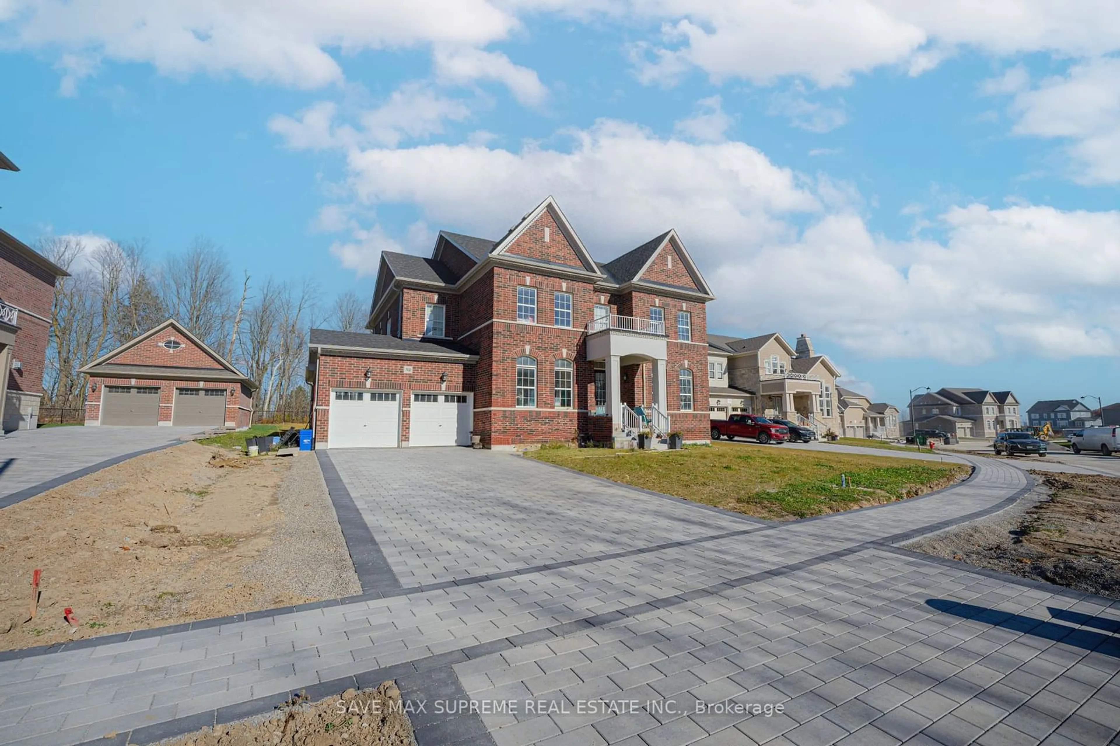 Home with brick exterior material for 52 Gamble St, Halton Hills Ontario L2G 0P3