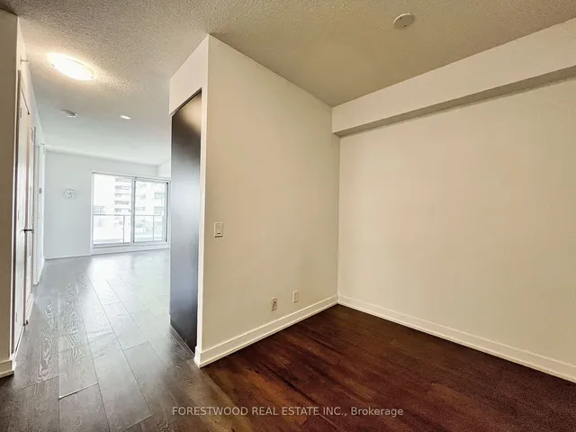 Additional property image - 2220 Lake Shore Blvd Unit 1003