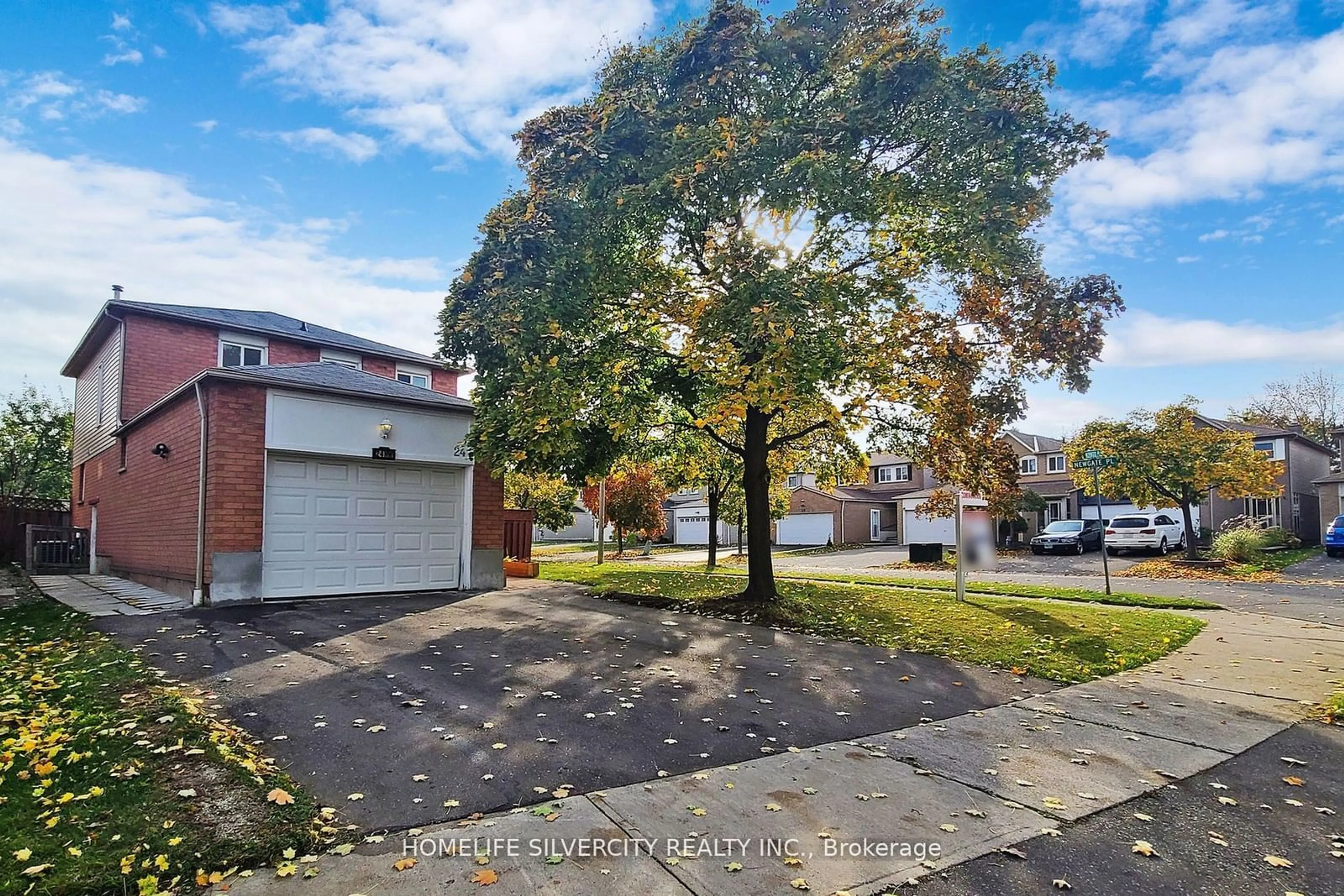 A pic from exterior of the house or condo, the street view for 24 Norwood Pl, Brampton Ontario L6S 4W9