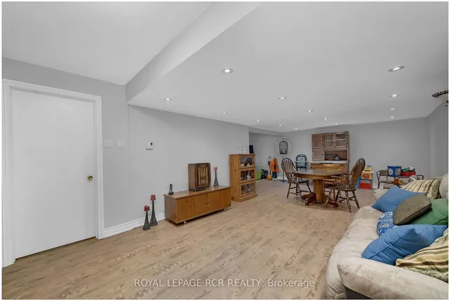 Additional property image - 36 Cavendish Cres