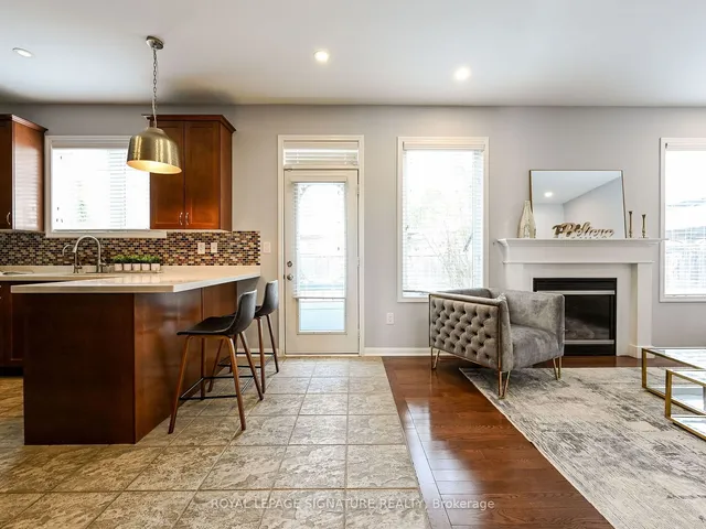 Additional property image - 3207 Munson Cres