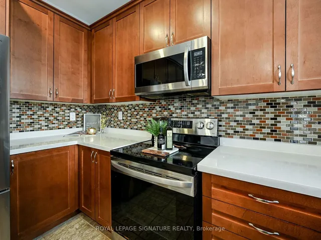 Additional property image - 3207 Munson Cres