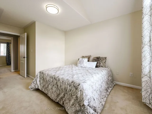 Additional property image - 3207 Munson Cres