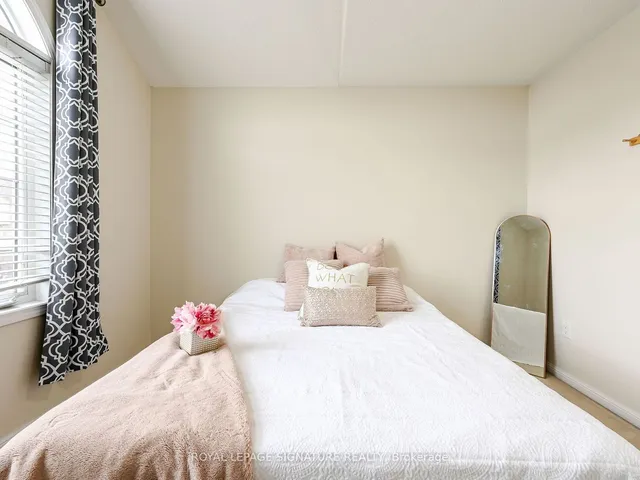 Additional property image - 3207 Munson Cres