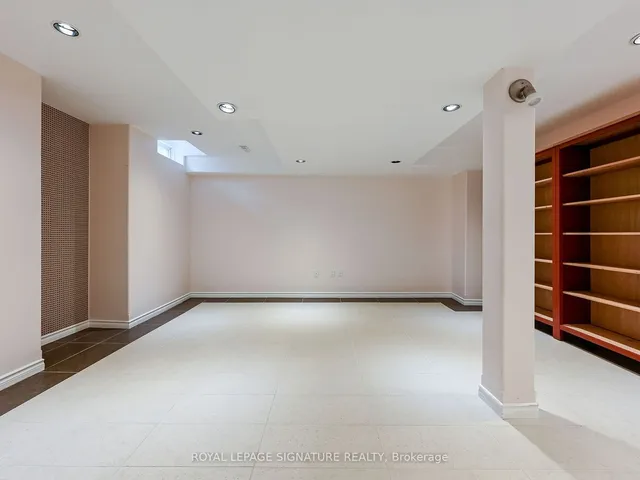 Additional property image - 3207 Munson Cres