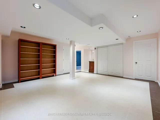 Additional property image - 3207 Munson Cres