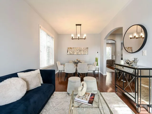 Additional property image - 3207 Munson Cres