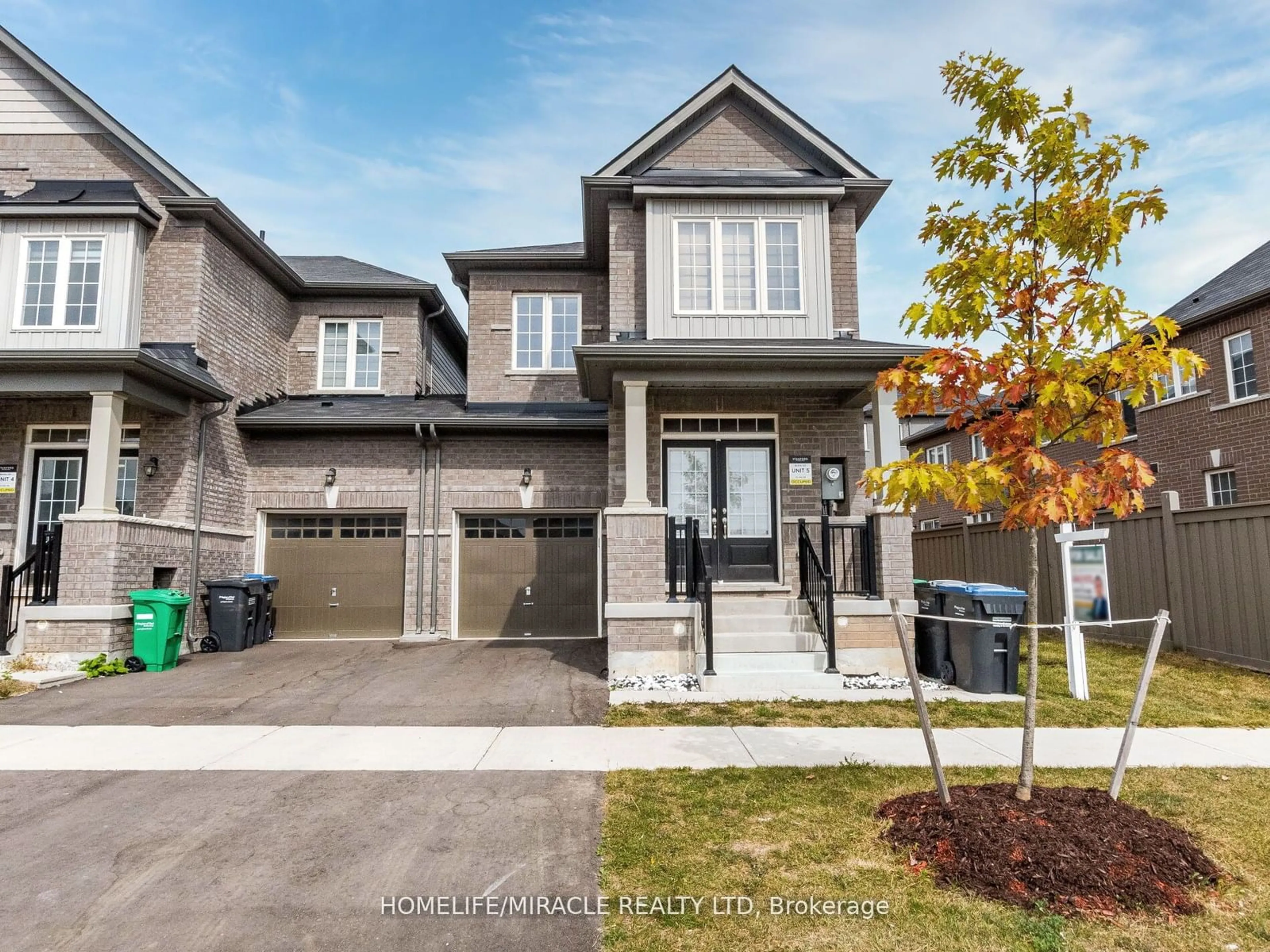 Frontside or backside of a home, the street view for 35 Sail Rd, Brampton Ontario L7A 4W7