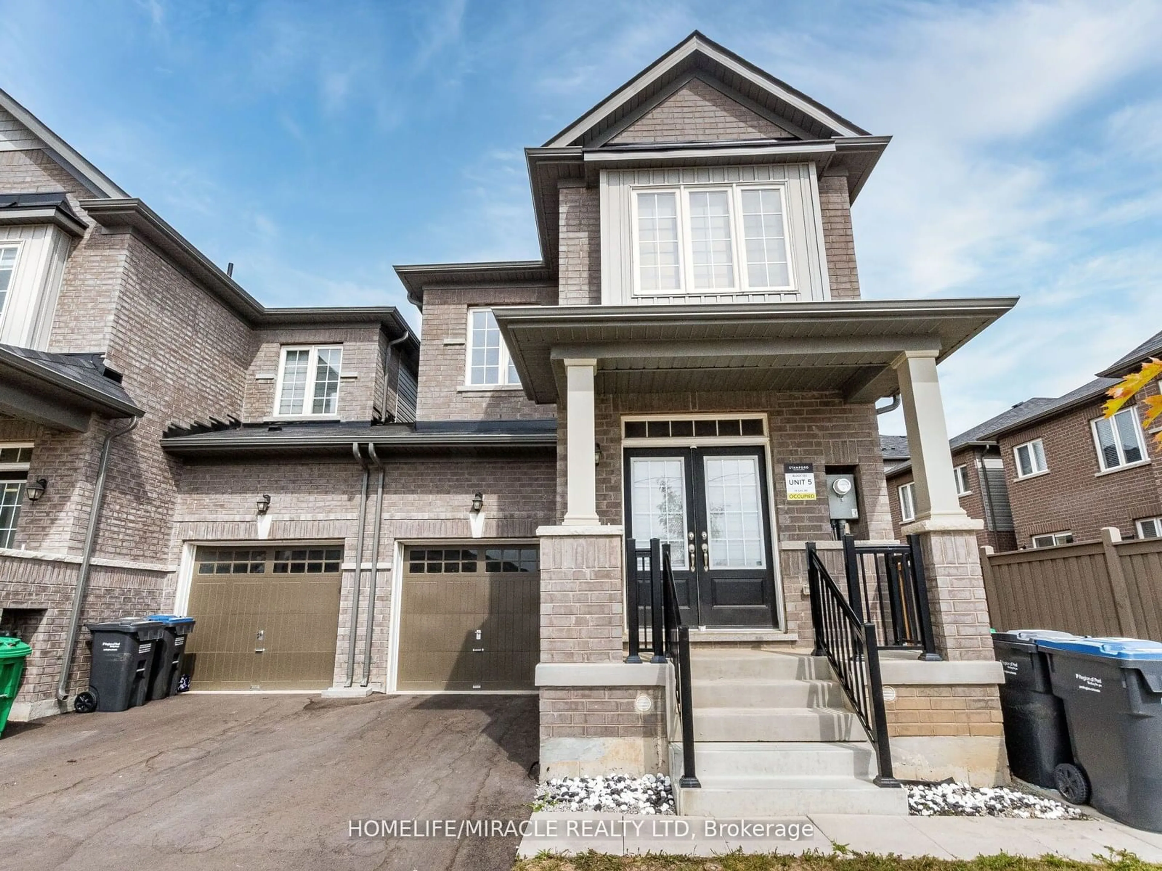 Frontside or backside of a home, the street view for 35 Sail Rd, Brampton Ontario L7A 4W7