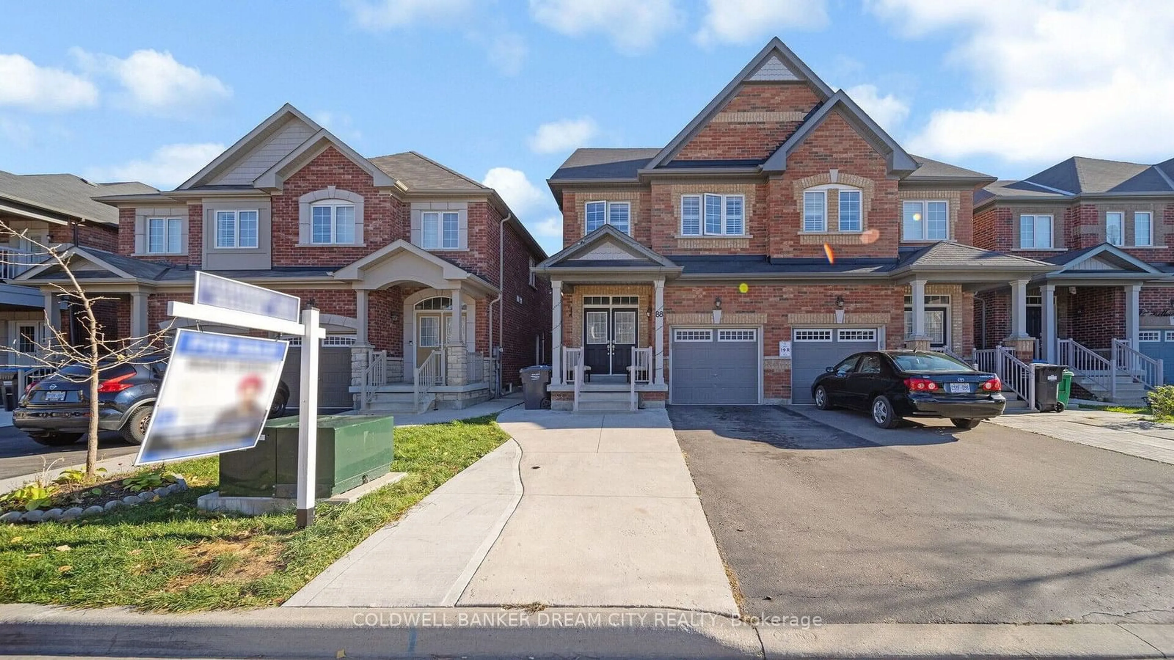 A pic from exterior of the house or condo, the street view for 88 Hollowgrove Blvd, Brampton Ontario L6P 4L6