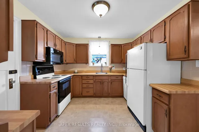 Additional property image - 360 Guelph Line