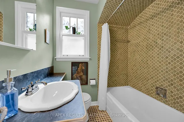Additional property image - 360 Guelph Line