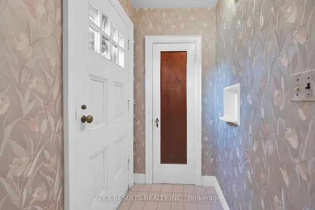 Additional property image - 360 Guelph Line