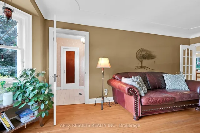 Additional property image - 360 Guelph Line