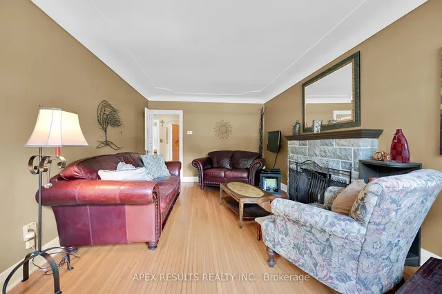 Additional property image - 360 Guelph Line