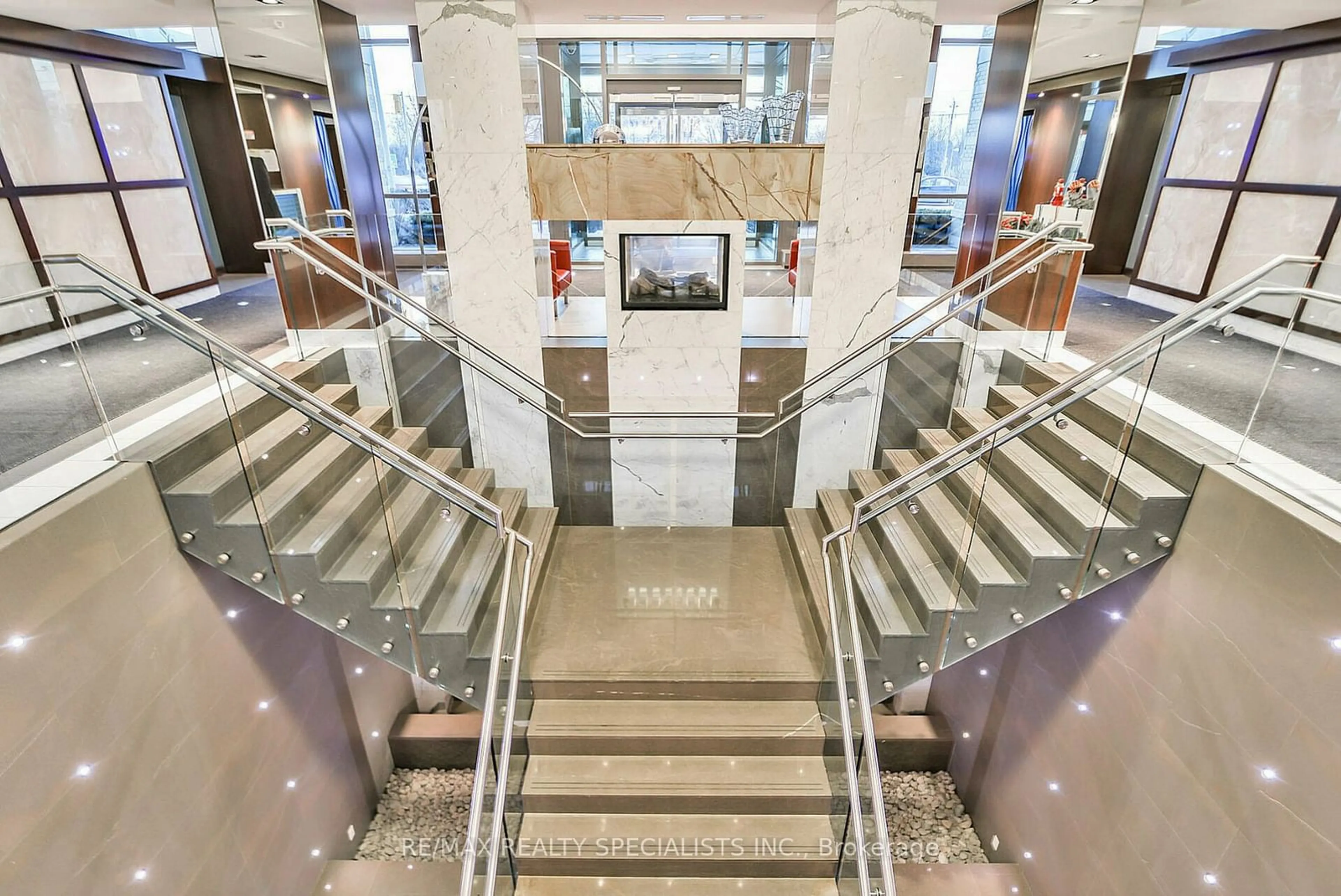 Indoor lobby, ceramic floors for 235 Sherway Gardens Rd #1609, Toronto Ontario M9C 0A2