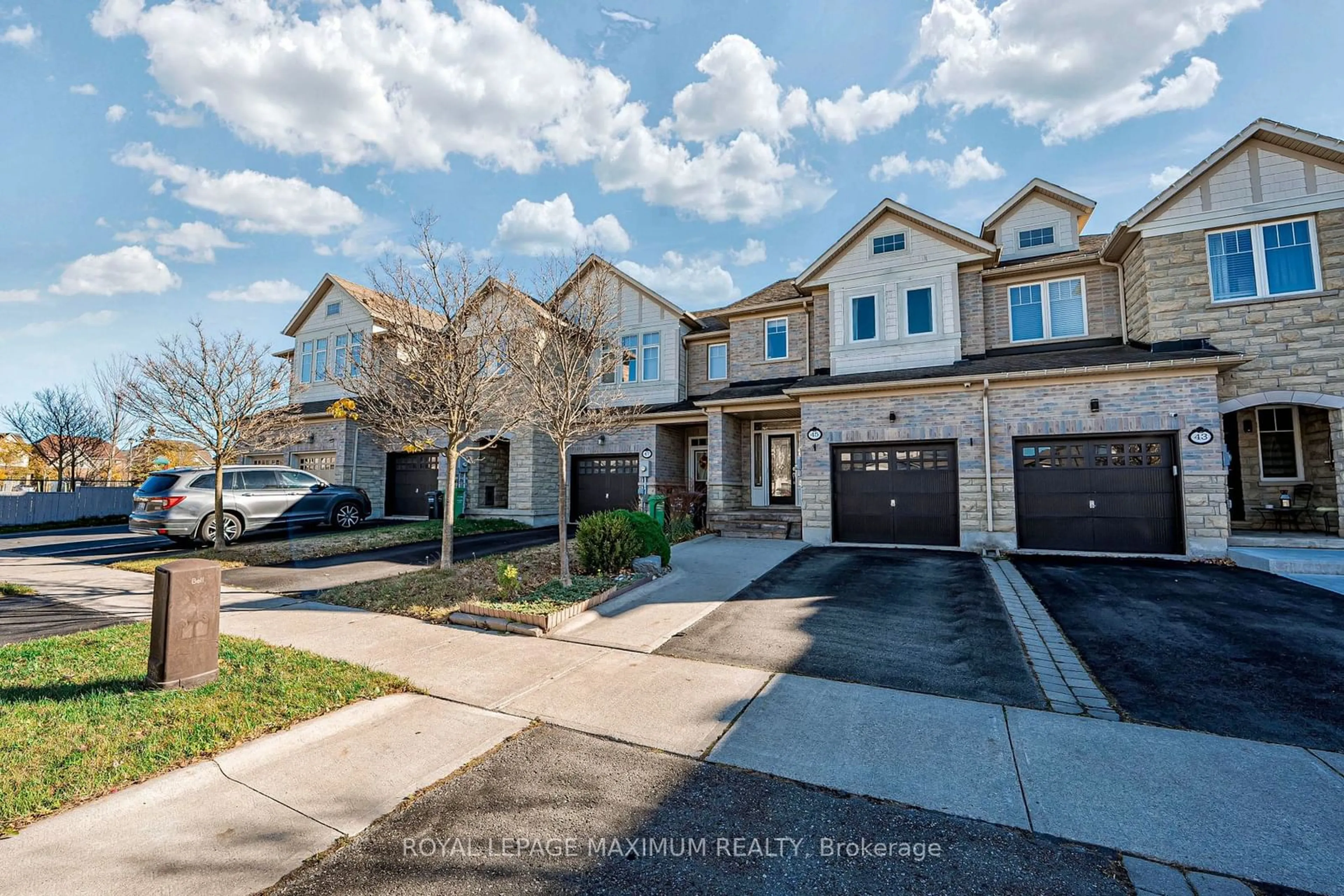 A pic from exterior of the house or condo, the street view for 45 Losino St, Caledon Ontario L7C 3N5