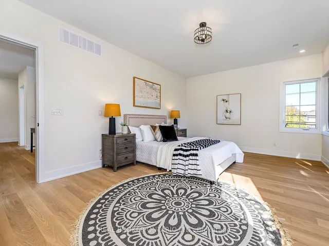 Additional property image - 5538 Eaton Ave