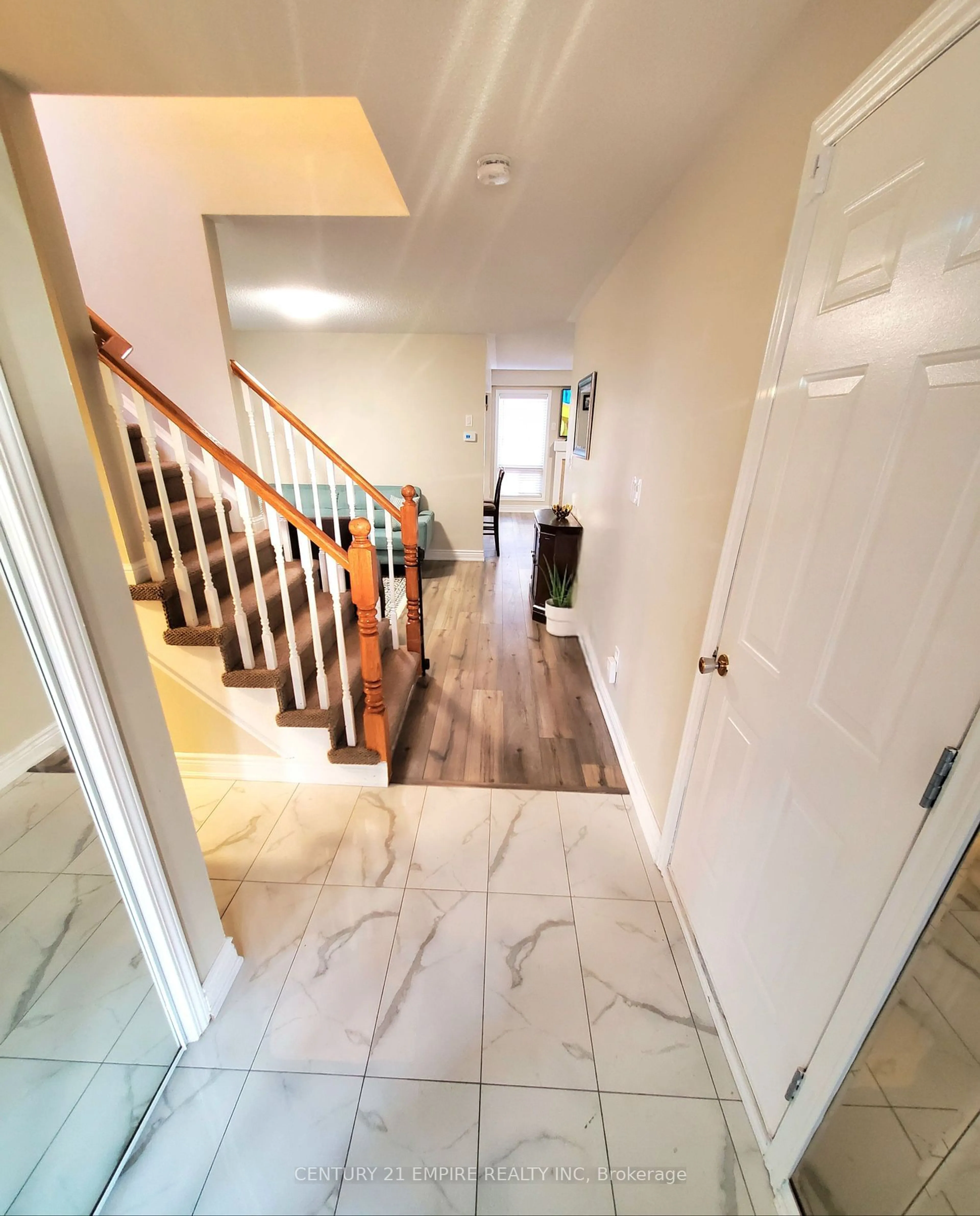 Indoor foyer, wood floors for 63 Jessop Dr, Brampton Ontario L7A 3N4