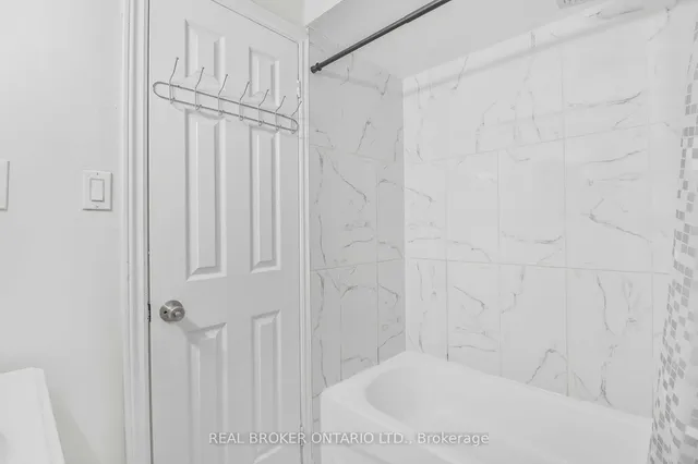 Additional property image - 7475 Goreway Dr Unit 58