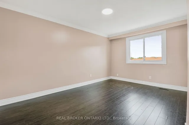 Additional property image - 7475 Goreway Dr Unit 58
