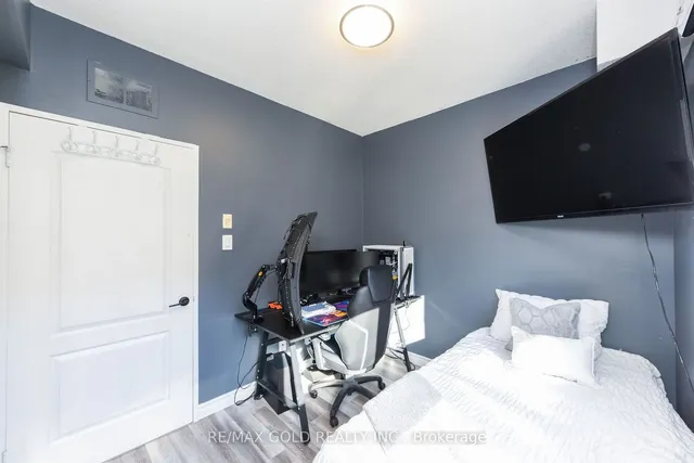 Additional image 25 of 7405 Goreway Dr Unit 112