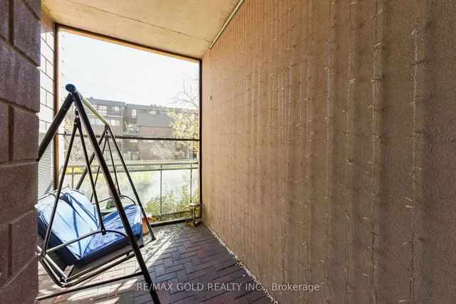 Additional image 27 of 7405 Goreway Dr Unit 112