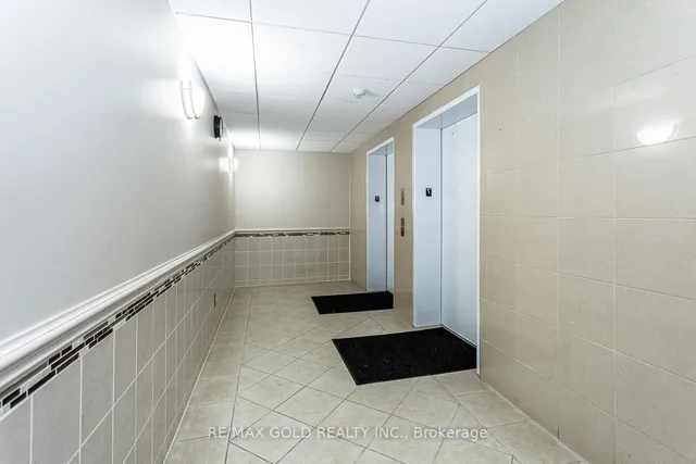 Additional image 33 of 7405 Goreway Dr Unit 112