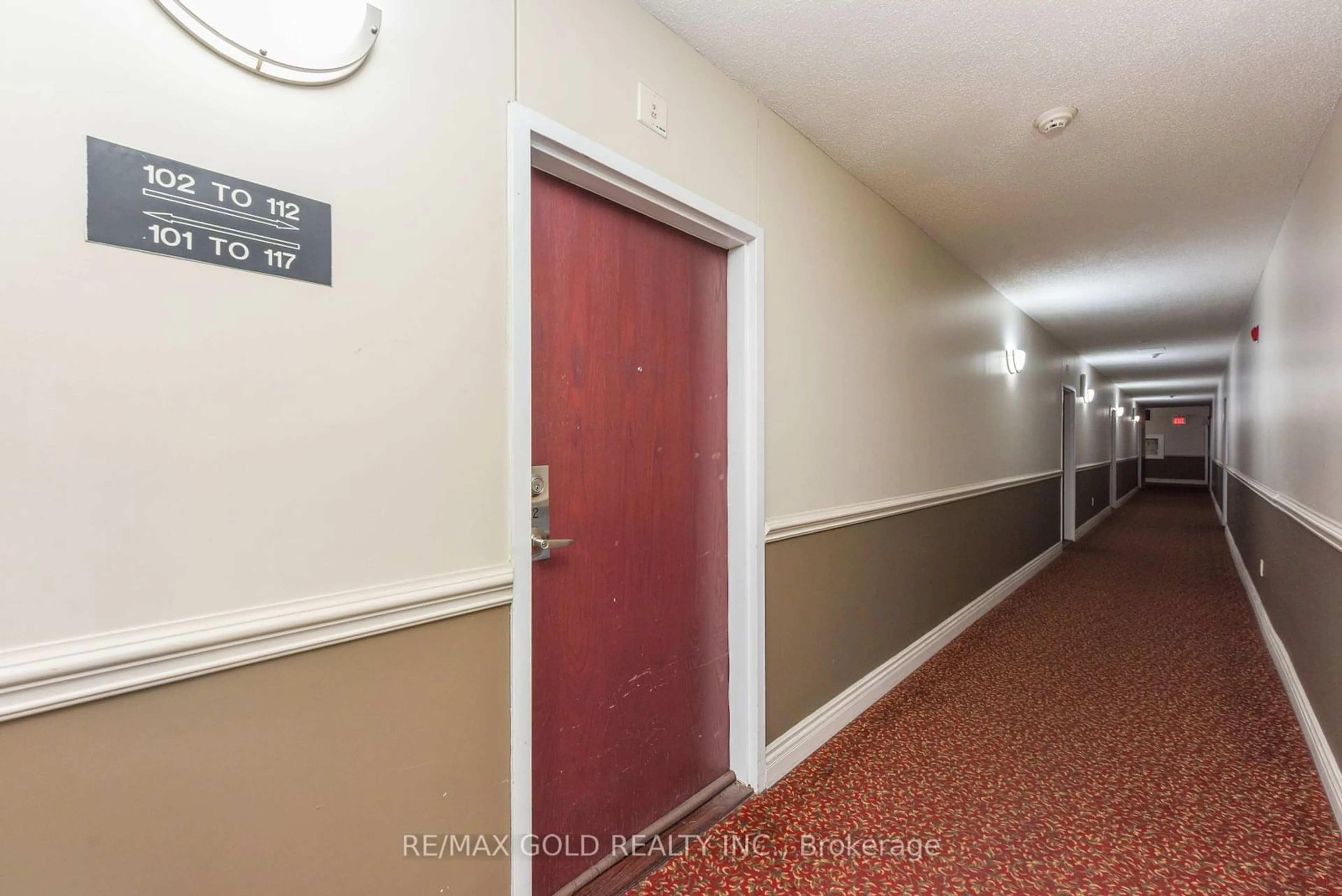 Indoor foyer, unknown floor for 7405 Goreway Dr #112, Mississauga Ontario L4T 0A3