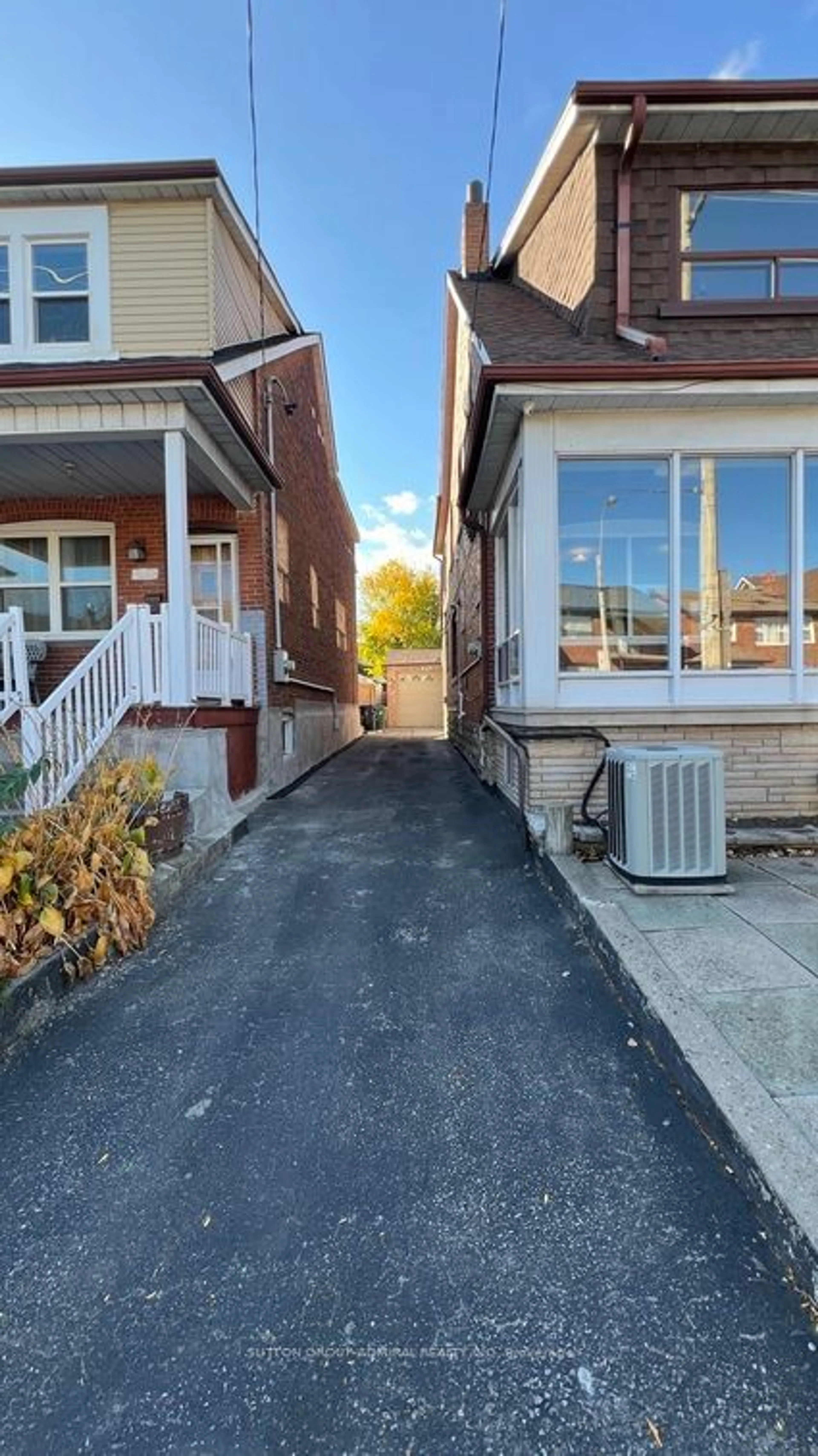 Frontside or backside of a home, the street view for 1836 Dufferin St, Toronto Ontario M6H 3L5