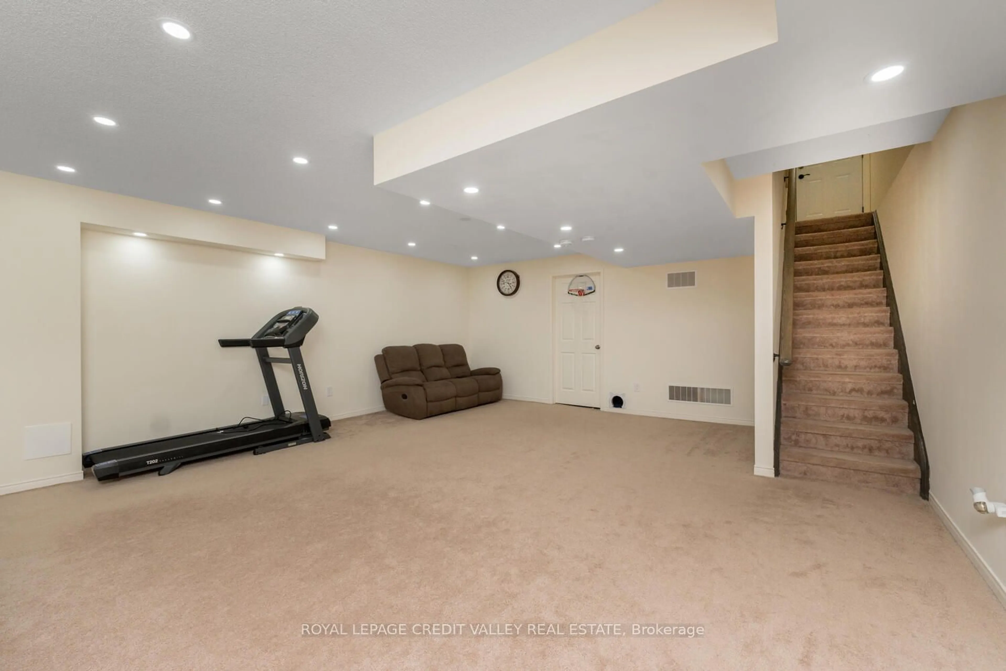 Media room, carpet floors for 480 Downes Jackson Hts, Milton Ontario L9T 8W1