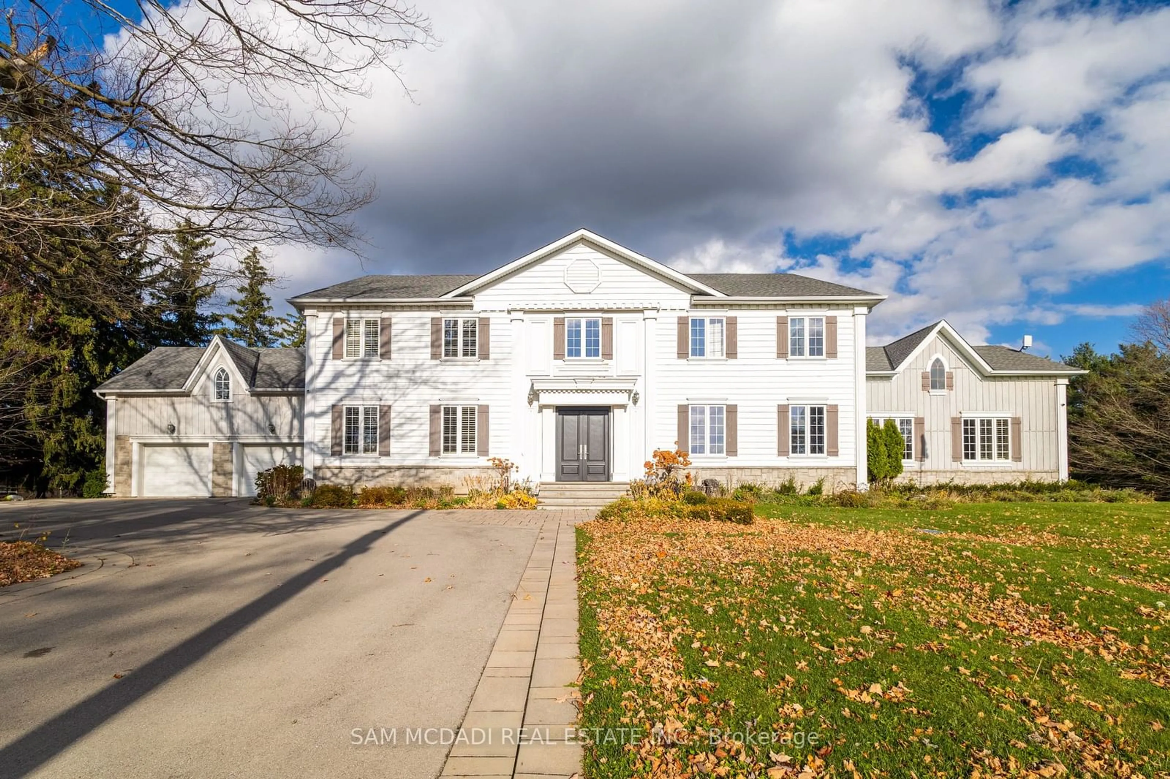 A pic from exterior of the house or condo, the front or back of building for 6195 Milburough Line, Burlington Ontario L7P 0C8