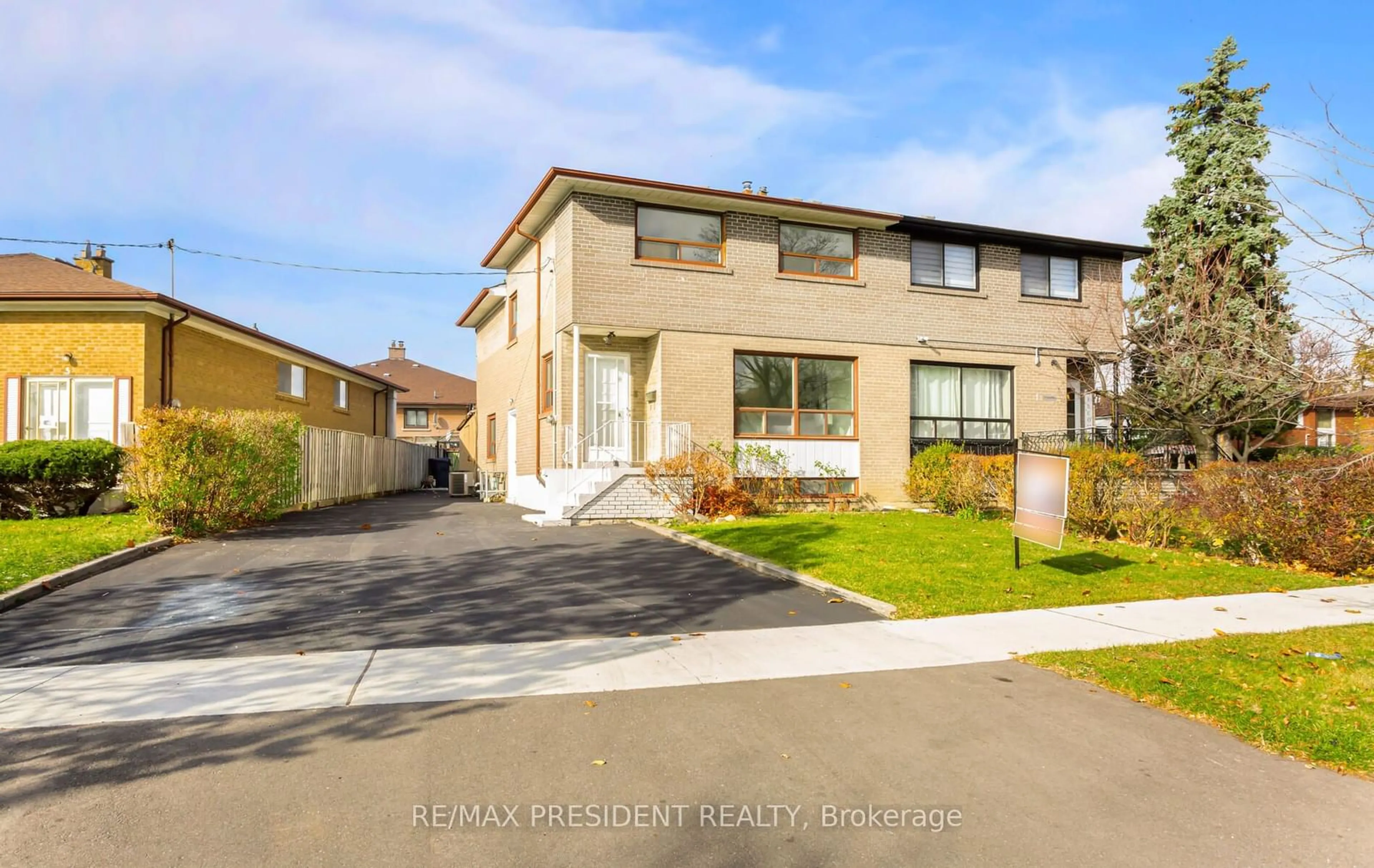 Frontside or backside of a home, the street view for 3 Clayhall Cres, Toronto Ontario M3J 1W5