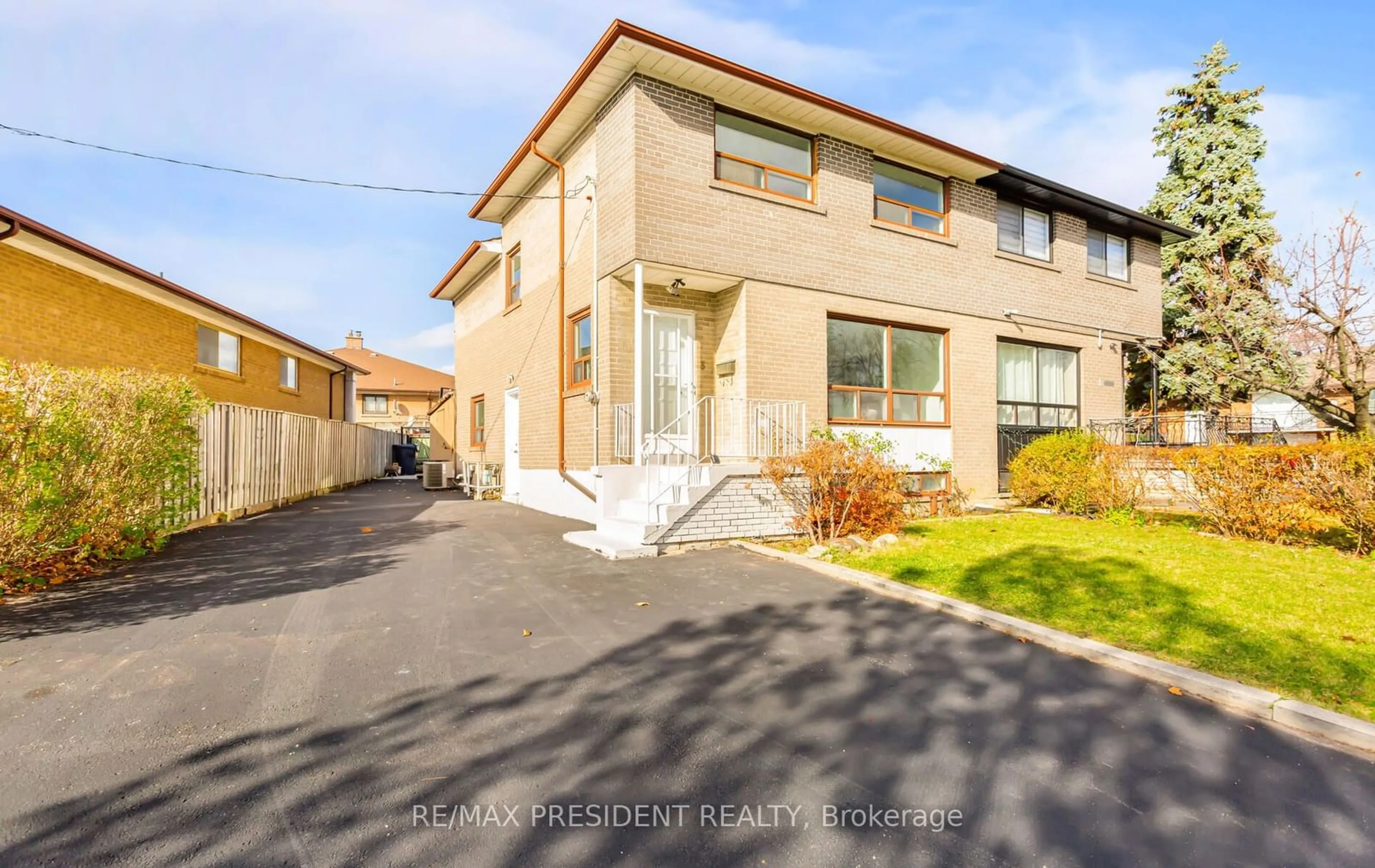 Frontside or backside of a home, the street view for 3 Clayhall Cres, Toronto Ontario M3J 1W5