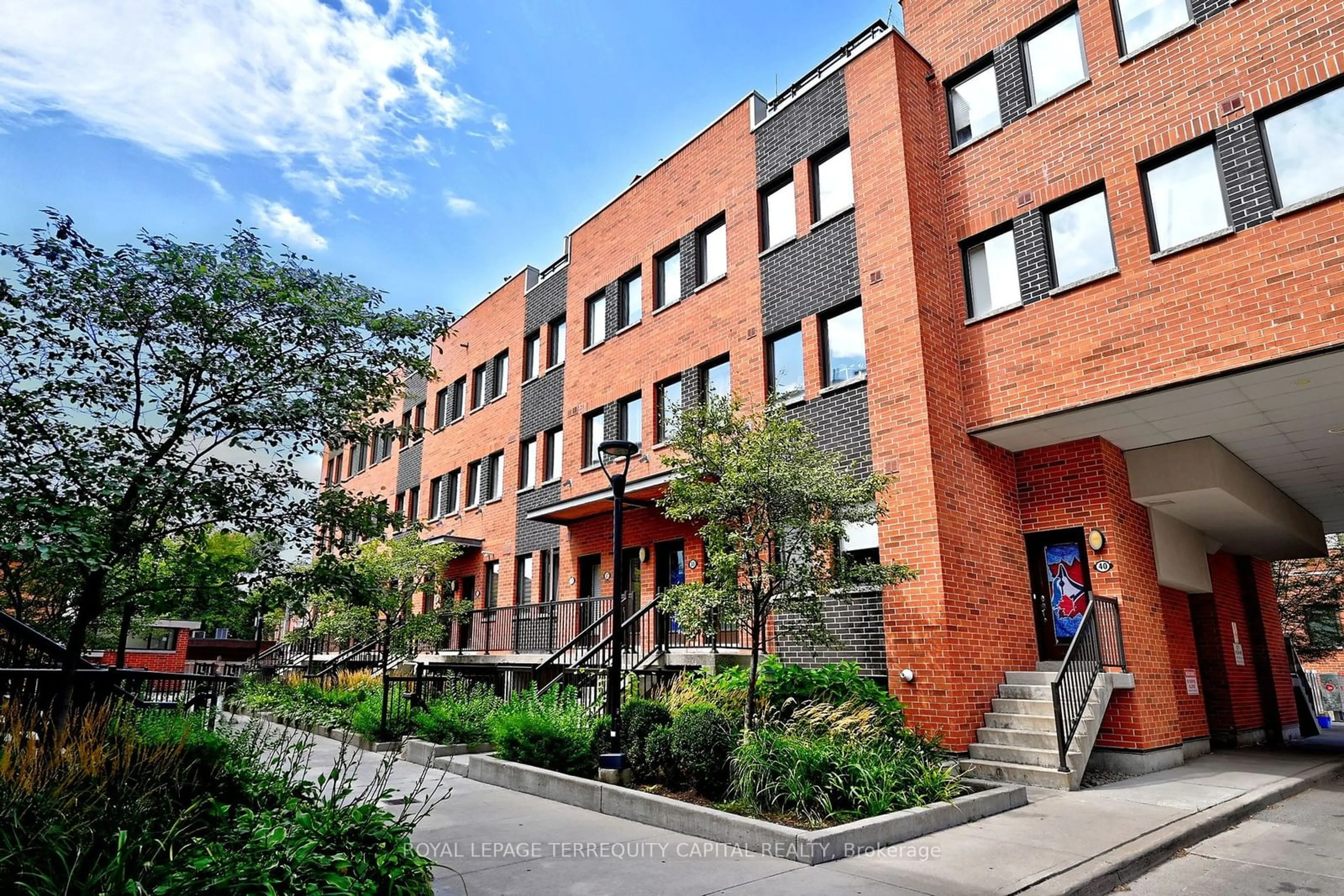 A pic from exterior of the house or condo, the front or back of building for 871 Wilson Ave #34, Toronto Ontario M3K 1E6