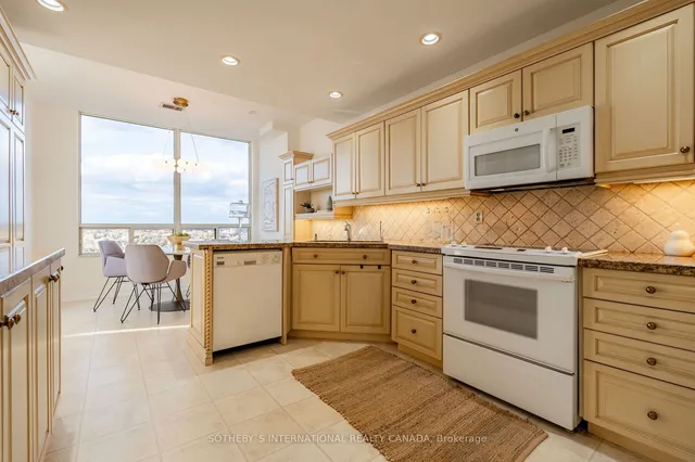 Additional property image - 1 Aberfoyle Cres Unit PH03