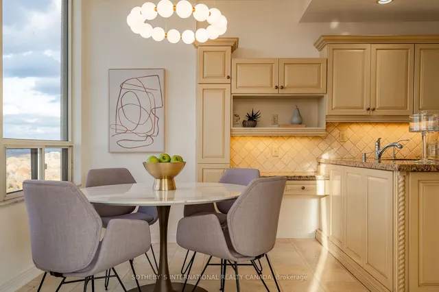 Additional property image - 1 Aberfoyle Cres Unit PH03