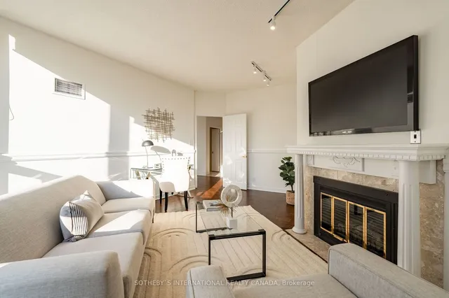 Additional property image - 1 Aberfoyle Cres Unit PH03