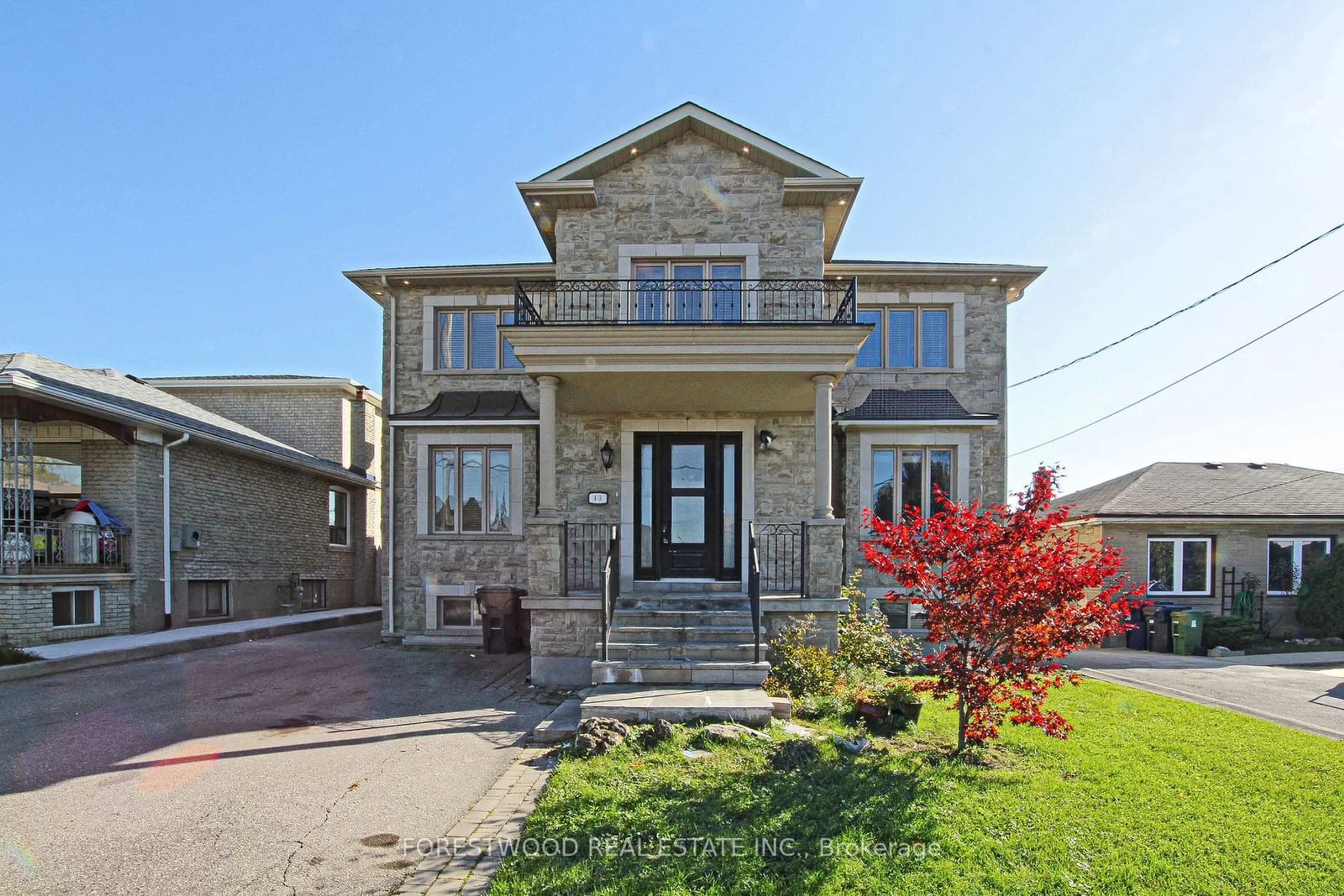 Frontside or backside of a home, cottage for 43 Battersea Cres, Toronto Ontario M6L 1G9