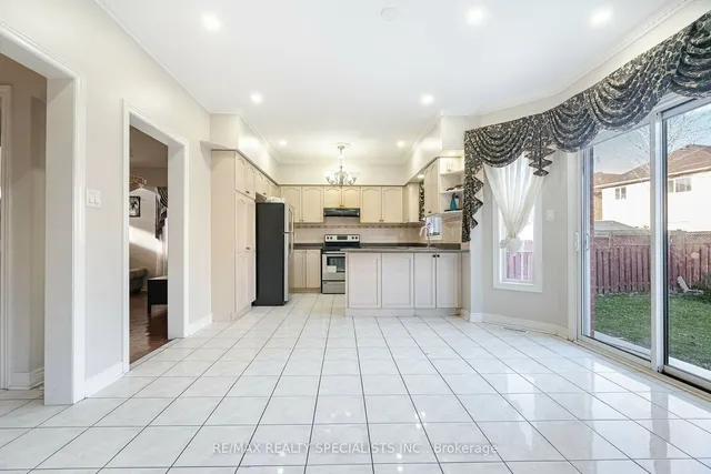 Additional property image - 9 Whitewash Way