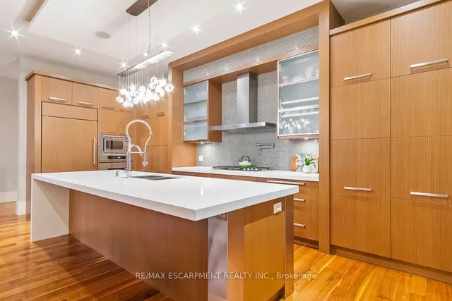 Additional property image - 1414 Amber Cres
